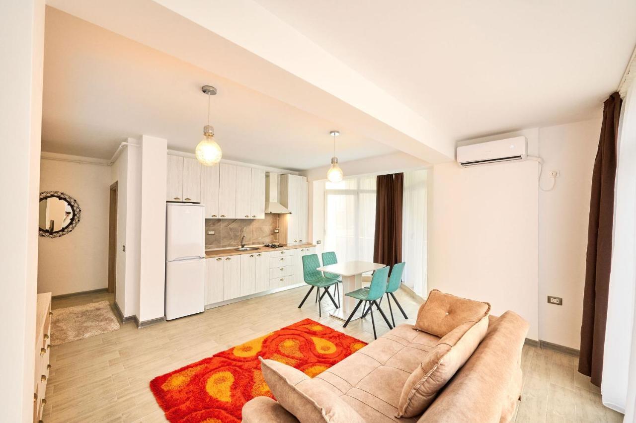 Fancy Apartment In Spa N Pool Beach Resort Mamaia Bagian luar foto