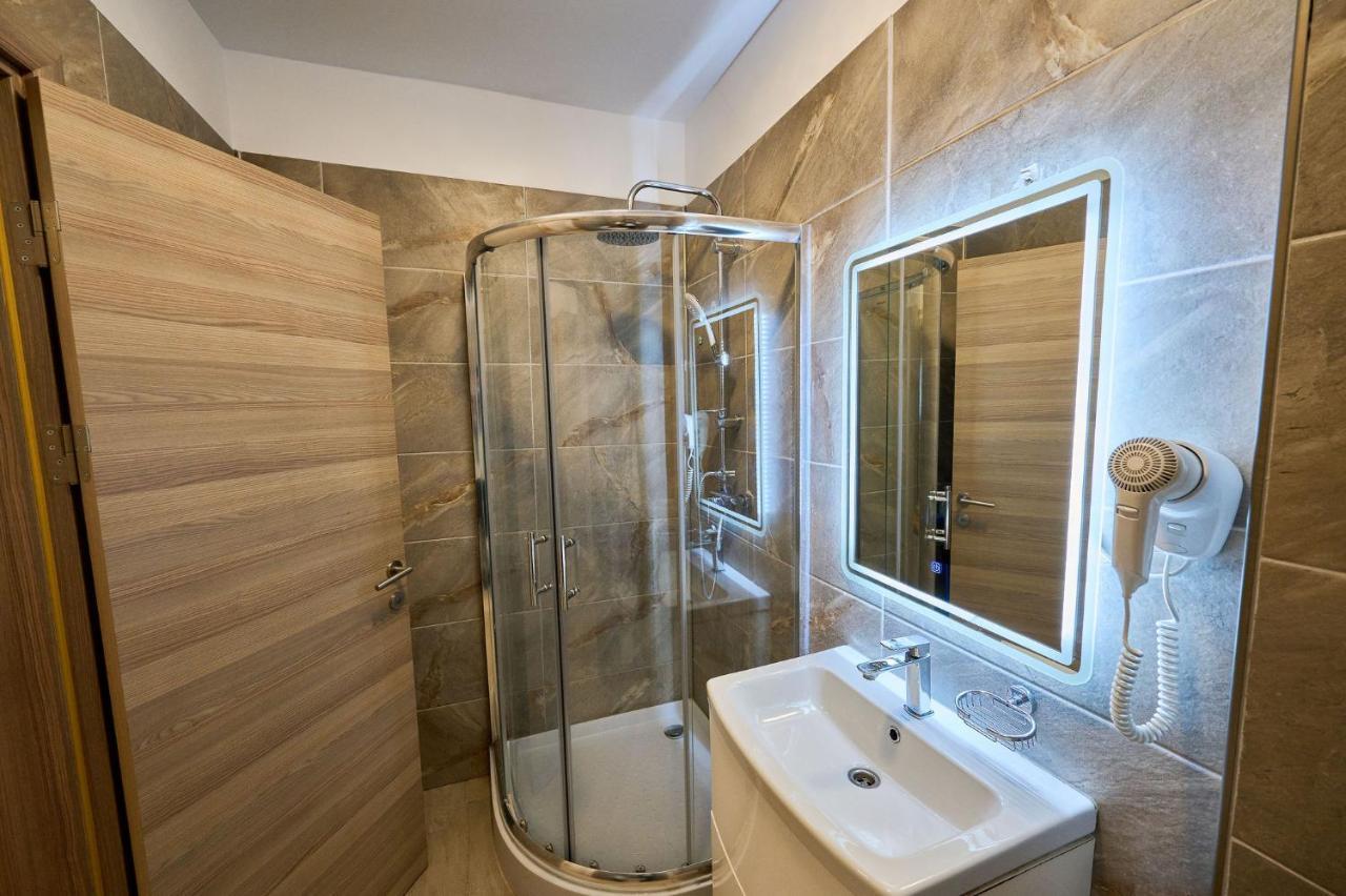 Fancy Apartment In Spa N Pool Beach Resort Mamaia Bagian luar foto