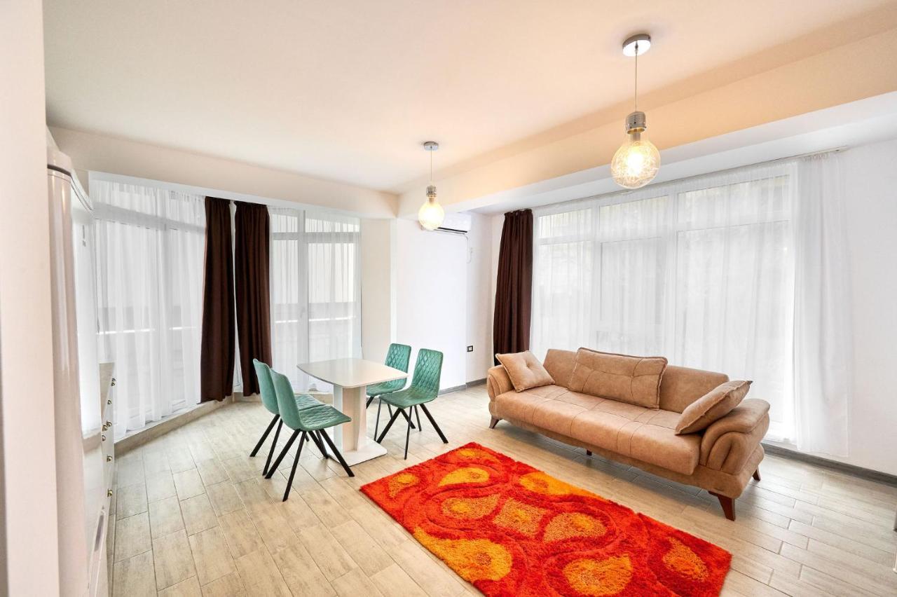 Fancy Apartment In Spa N Pool Beach Resort Mamaia Bagian luar foto