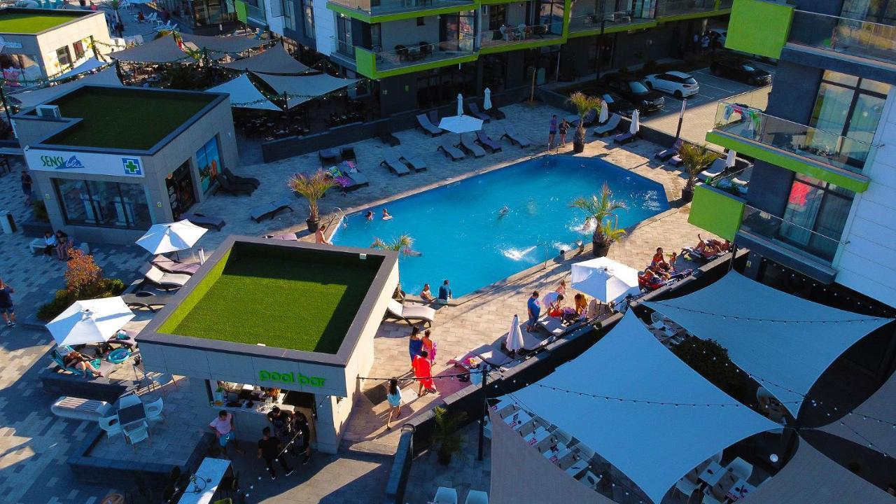 Fancy Apartment In Spa N Pool Beach Resort Mamaia Bagian luar foto