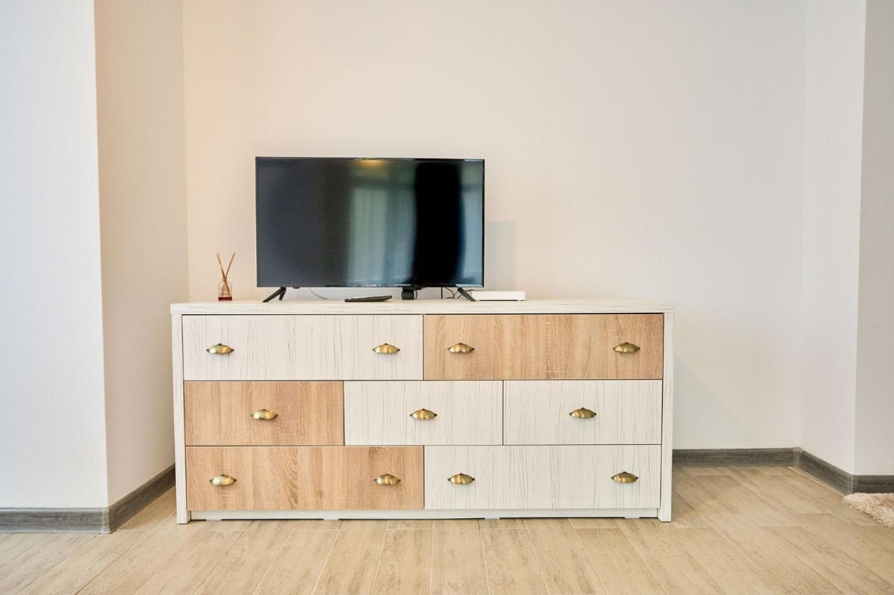 Fancy Apartment In Spa N Pool Beach Resort Mamaia Bagian luar foto