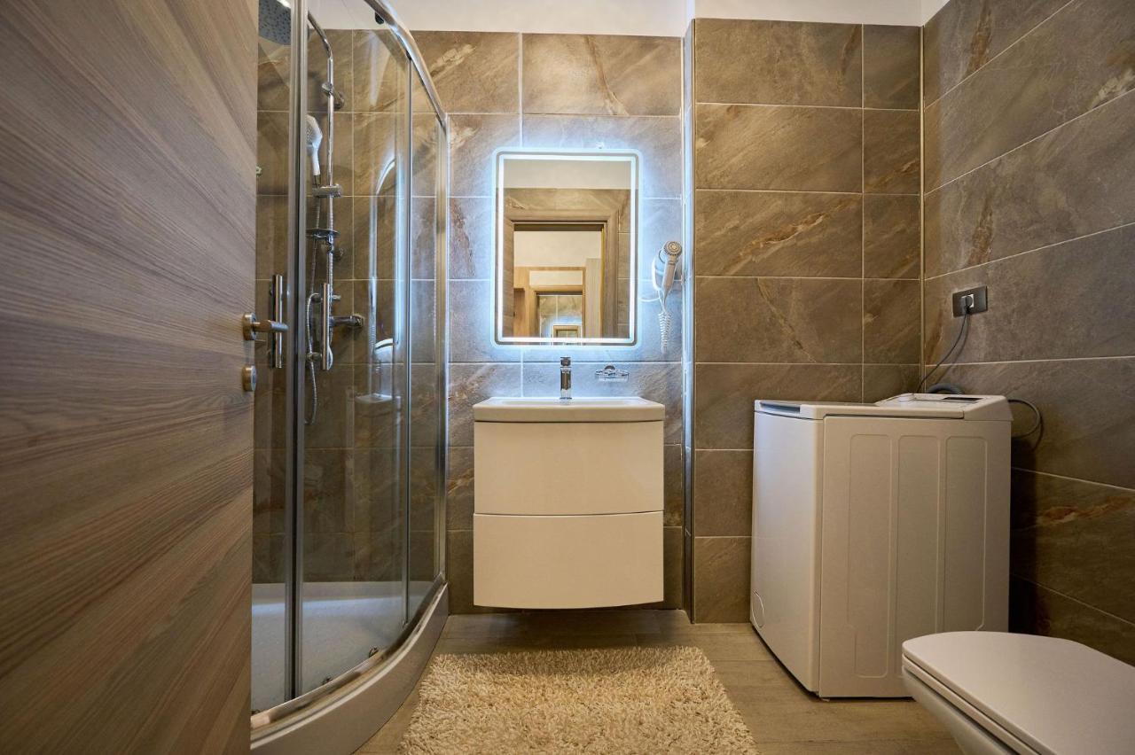 Fancy Apartment In Spa N Pool Beach Resort Mamaia Bagian luar foto