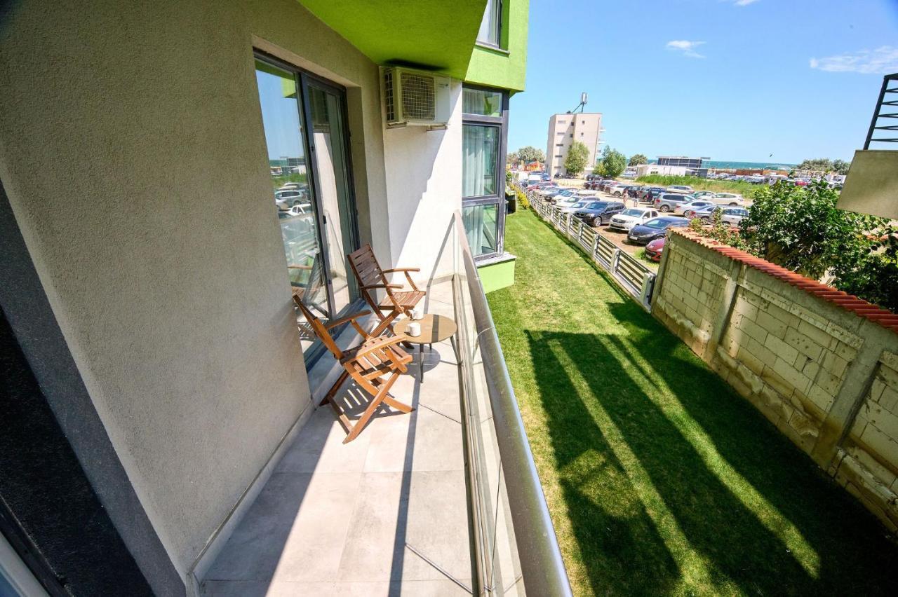 Fancy Apartment In Spa N Pool Beach Resort Mamaia Bagian luar foto